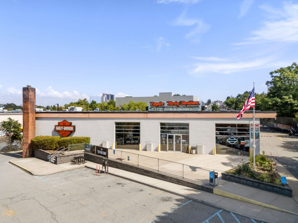 8 Industrial Lane New Rochelle NY front facade