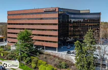 383 Main Ave